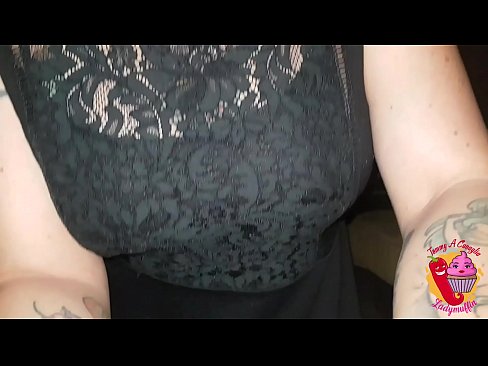 ❤️ Uma meia-irmã ordinária dá-lhe um broche e espanhol ❌ Porno duro em nós