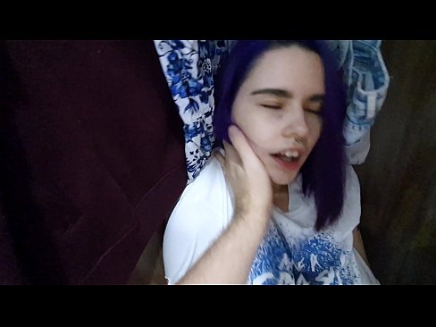❤️ Encontrei a minha irmã no armário e ajudei-a a ejacular ❌ Porno duro em nós